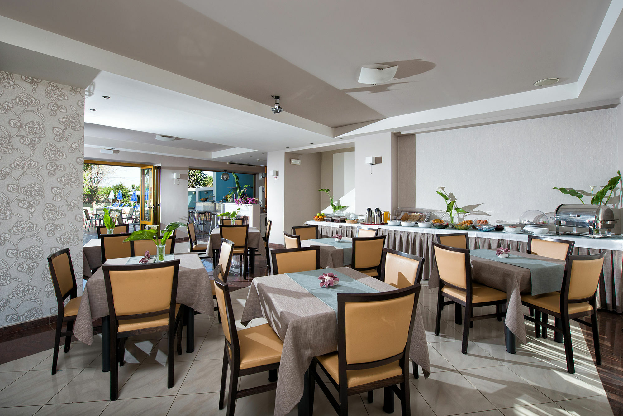 Mary Hotel & Mary Royal Suites Platanes  Exteriör bild